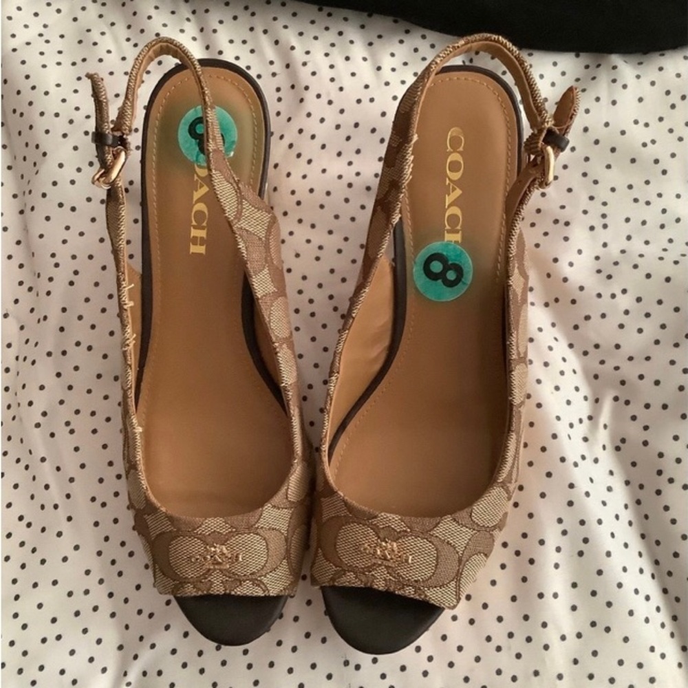 Coach  pre owned - Picture 2 of 5